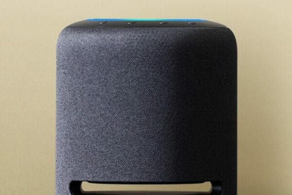 Echo Studio cor preto Imagem divulgação: Amazon