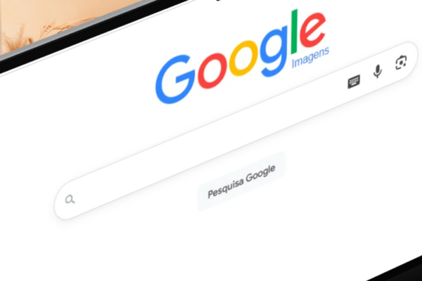 Tela de um computador exibindo a página inicial do Google Imagens, com o logotipo colorido do Google, campo de pesquisa e botão “Pesquisa Google”